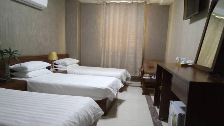 Estatis Hotel Bandar Abbas 3